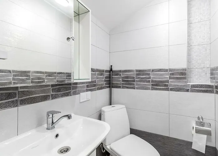 Near Park Franka דירה *